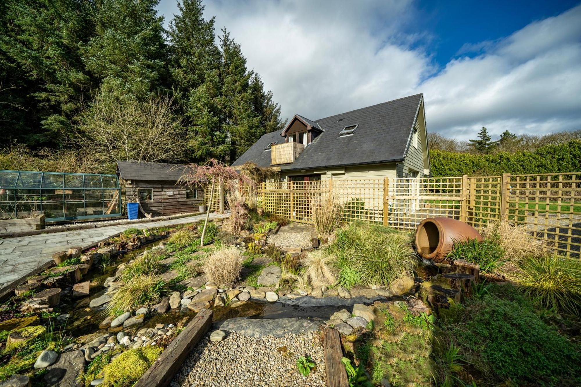 The Bird House - Coastal Lodge In Lovely Forest Setting Nr. Kinsale Cork Esterno foto